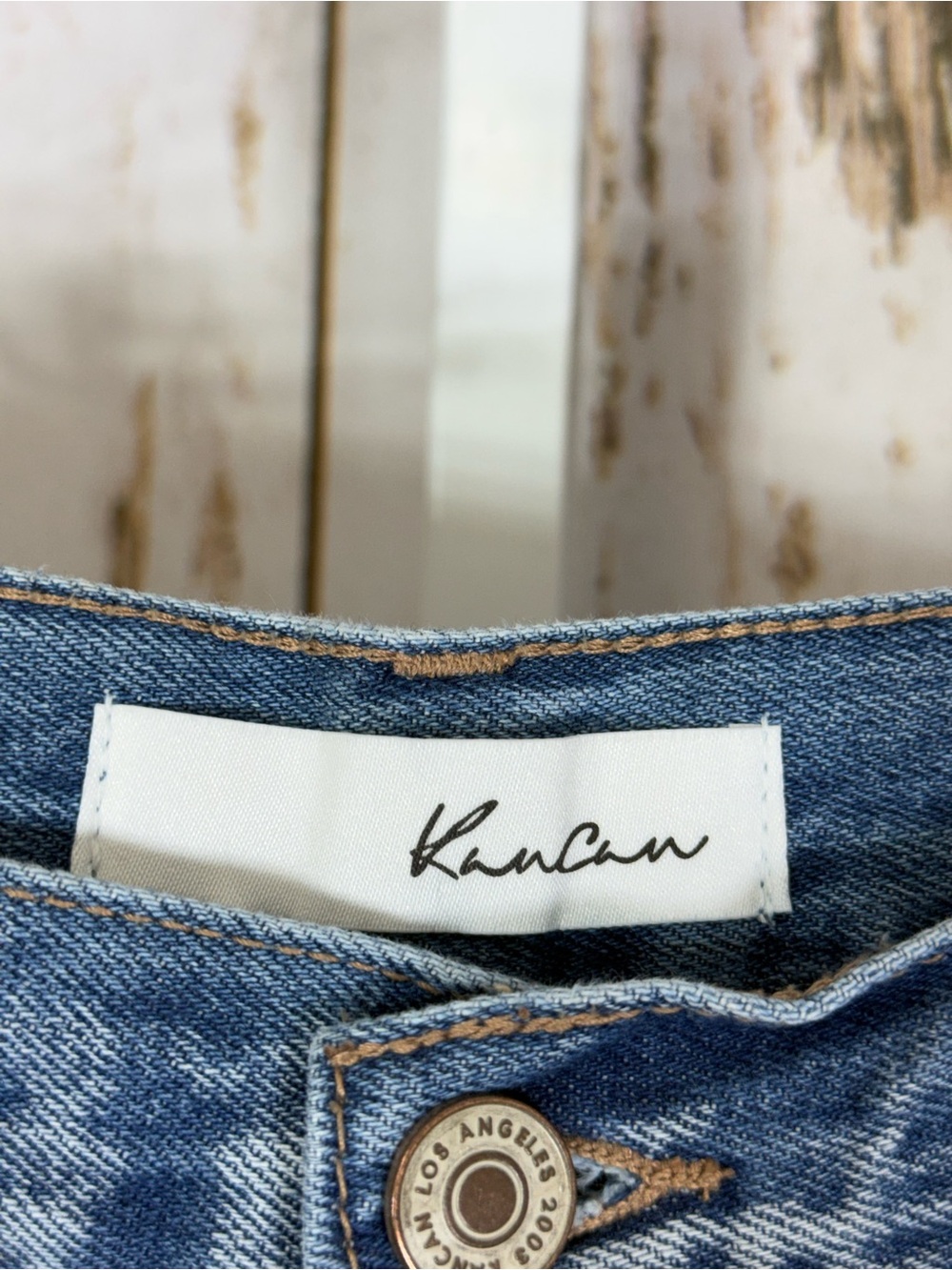Kancan, Boyfriend Fit 5 Button Fly Jeans, Distressed. Size 15/31. Excellent cond - Picture 4 of 7